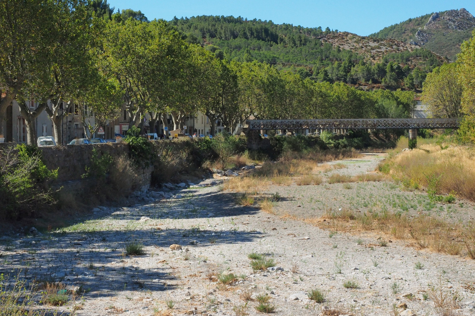 Pénurie du fleuve à Durban Corbières